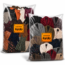 Pack de vestidos de invierno 612015VIVE y blazers de mujer 340492VIVE: un saco de cada componente con etiquetas Fardo, sobre fondo blanco. Foto referencial.