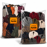 Pack de vestidos de invierno 612015VIVE y blazers de mujer 340492VIVE: un saco de cada componente con etiquetas Fardo, sobre fondo blanco. Foto referencial.